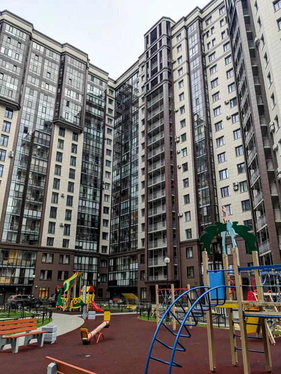 Квартира Солнечная и теплая квартира с видом на город рядом с метро — Санкт-Петербург