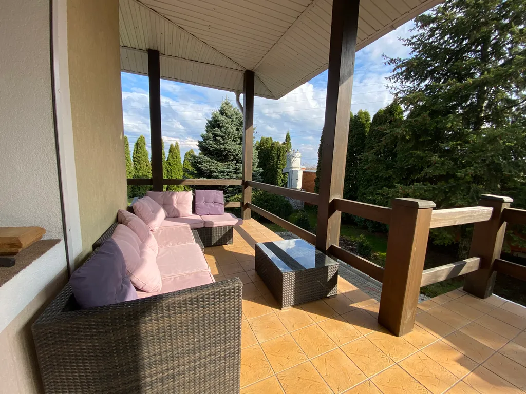 Коттедж 4 спальни + гостиная 50 м²
