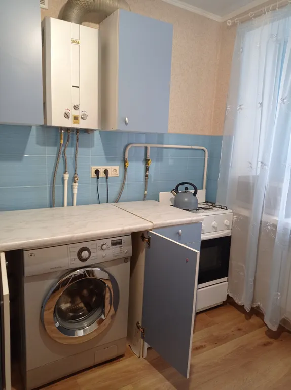 Квартира 1-комнатная Квартира — Шахты