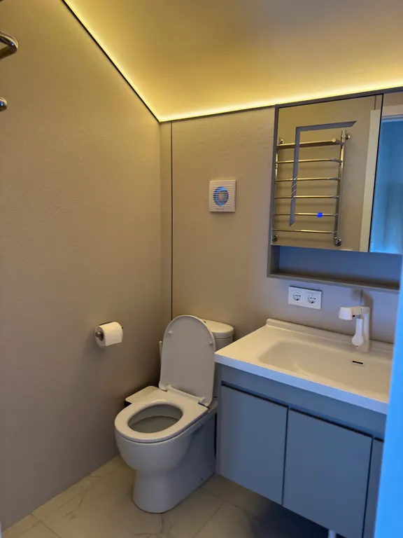 Дом с баней и джакузи