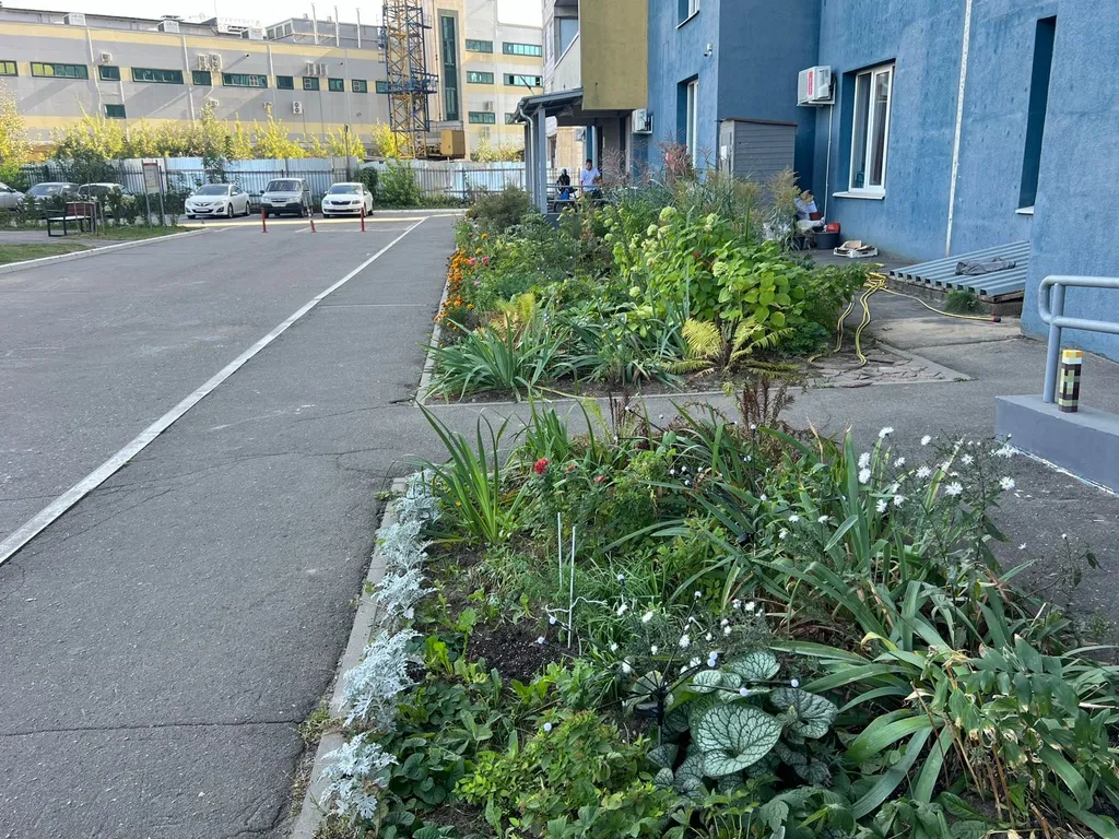 Уютная студия с видом на город