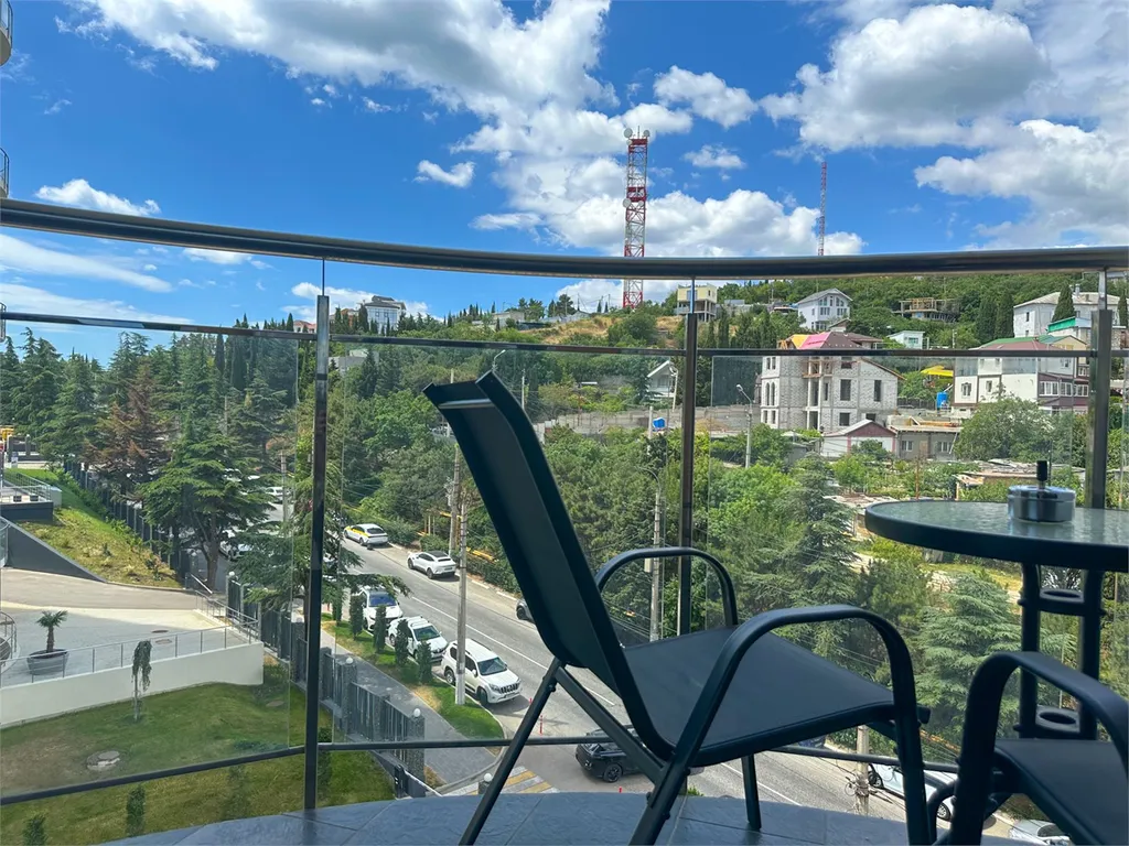 Дизайнерская студия Ls-art-dream vacation с видом на горы и город 5эт