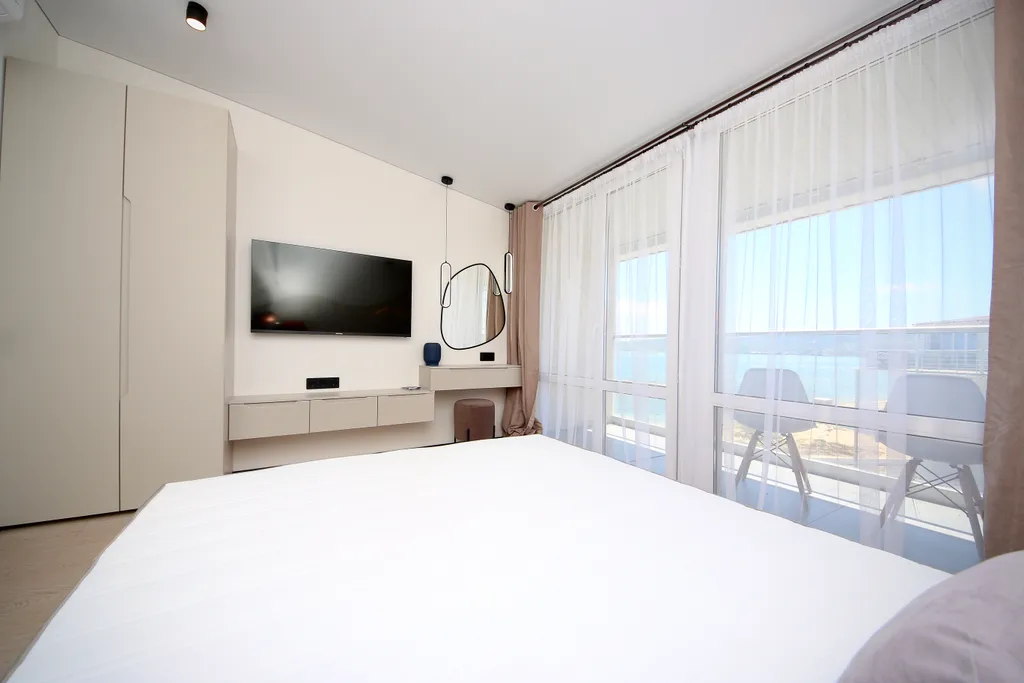 Апартаменты на 1 линии с видом на море