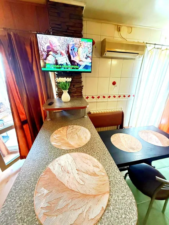 Квартира Квартира в центре — Луганск