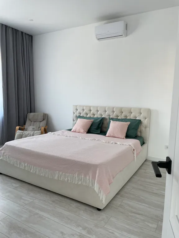 Уютный приватный дом с бассейном в горах среди виноградников