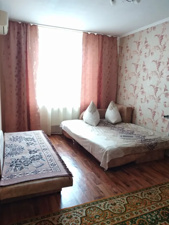 Двухкомнатная квартира в курортном центре Евпатории