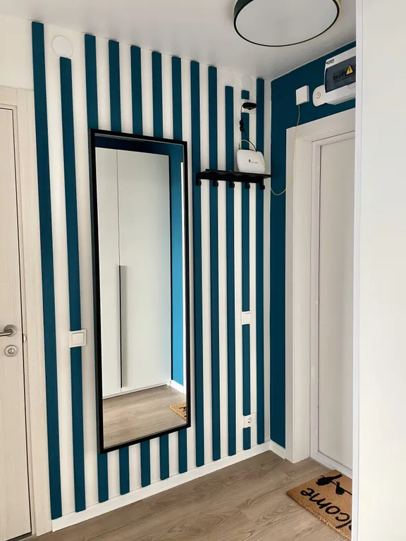 Трехкомнатная квартира с двумя спальнями, рядом с вокзалом