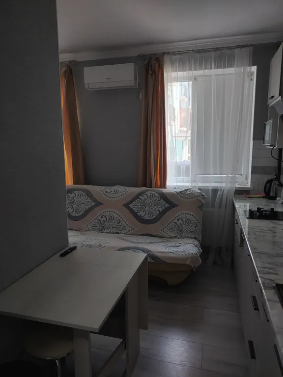 1 комнатная замечательная квартира