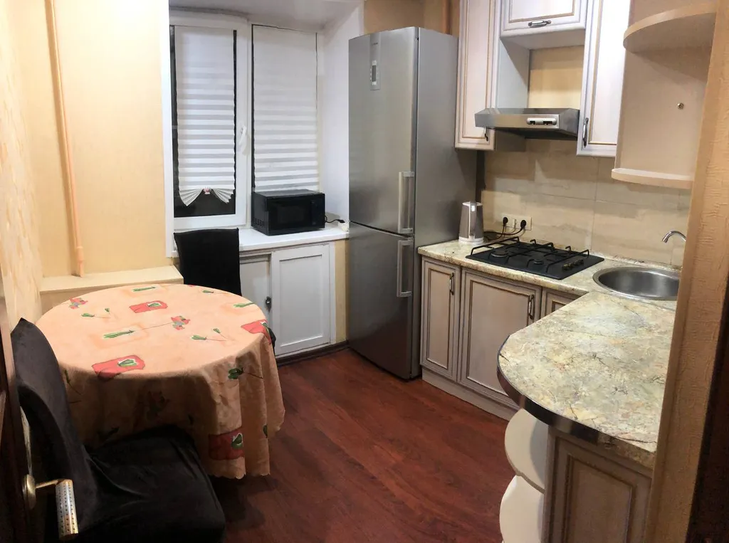 Квартира 2-комнатная квартира с ремонтом в центре — Ярославль