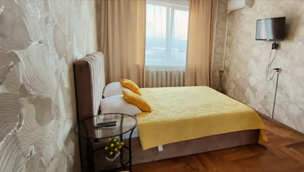 Квартира с панорамным видом на город и горы