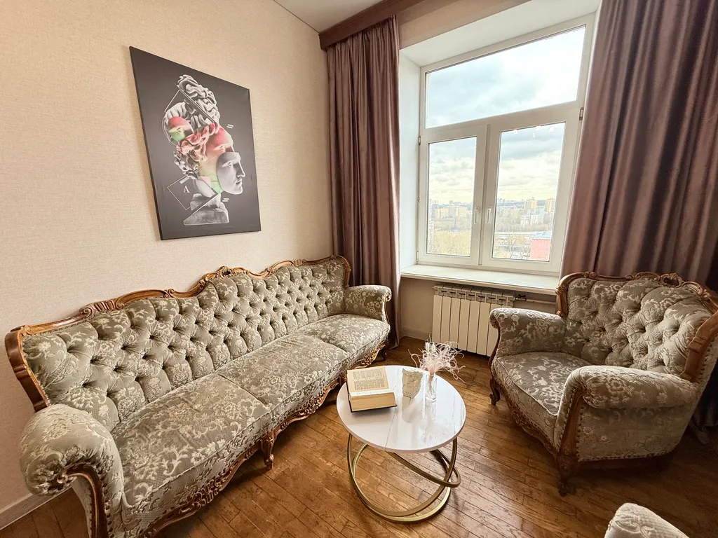 Квартира 1-комнатная квартира в сталинском доме с кроватью king size — Москва