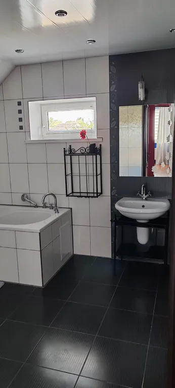 4-комнатный Дом