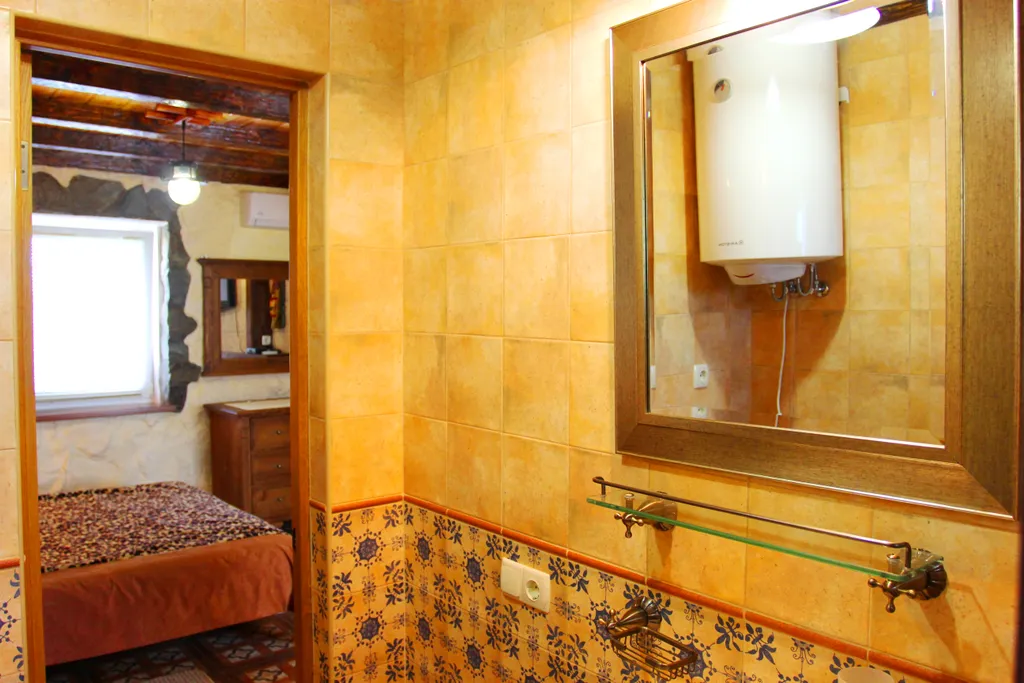 Дом с бассейном