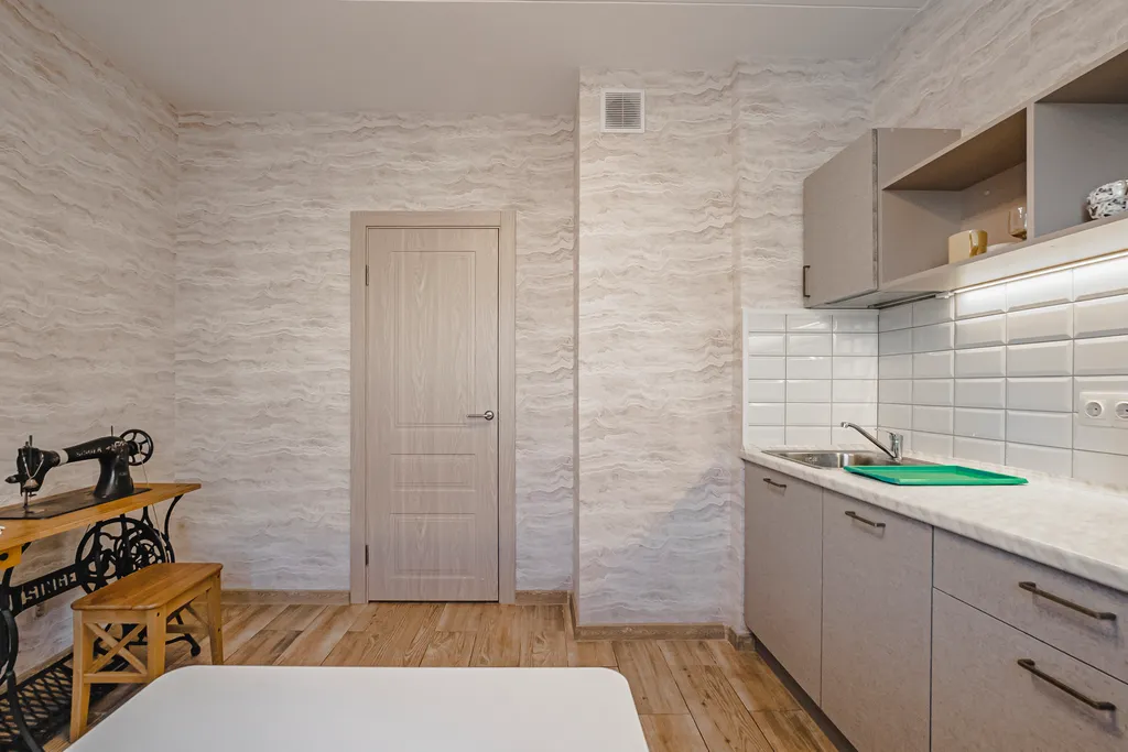 Квартира Светлая просторная квартира с большой кухней у метро — Санкт-Петербург