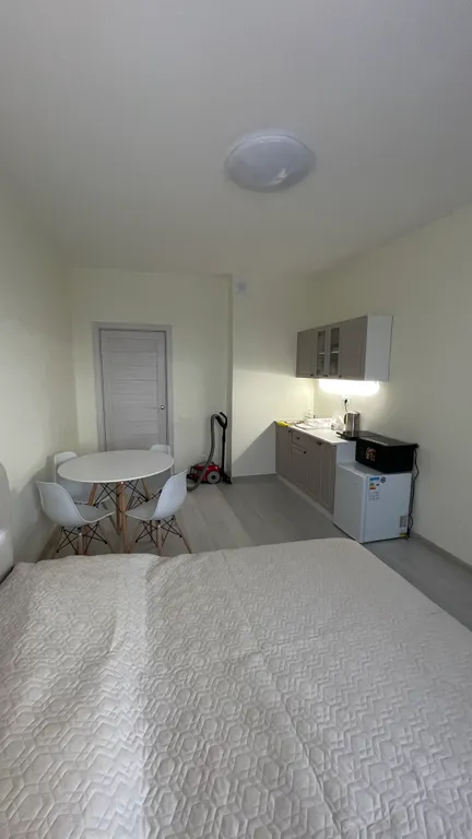 Новая чистая квартира студия