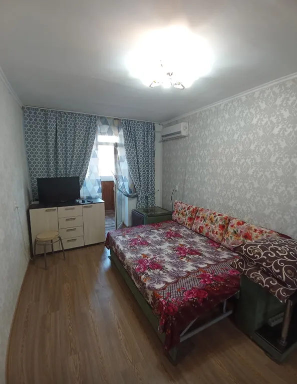 2 комнатная квартира в 50 метрах от моря