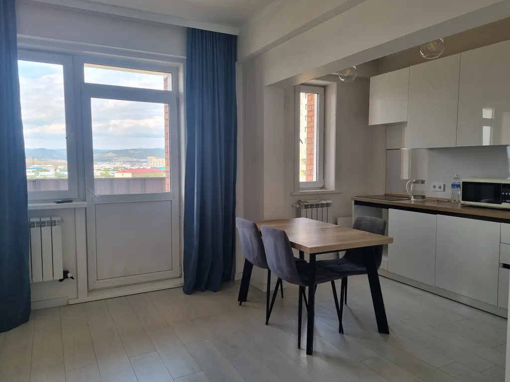 Уютная двухкомнатная квартира в 47 квартале — аренда посуточно в Улан-Удэ