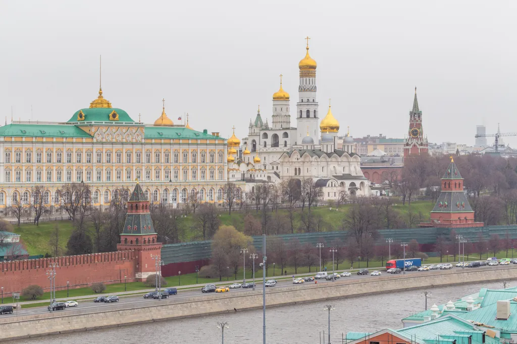 Квартира в доме правительства с видом на кремль