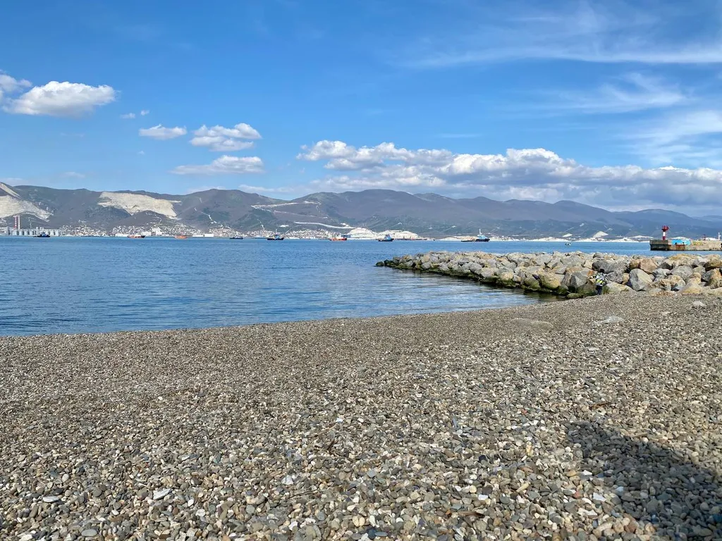 Квартира Квартира в ЖК Кристалл-5 первая линия от моря — Новороссийск