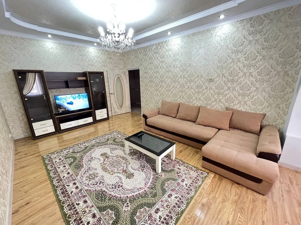 У себя дома