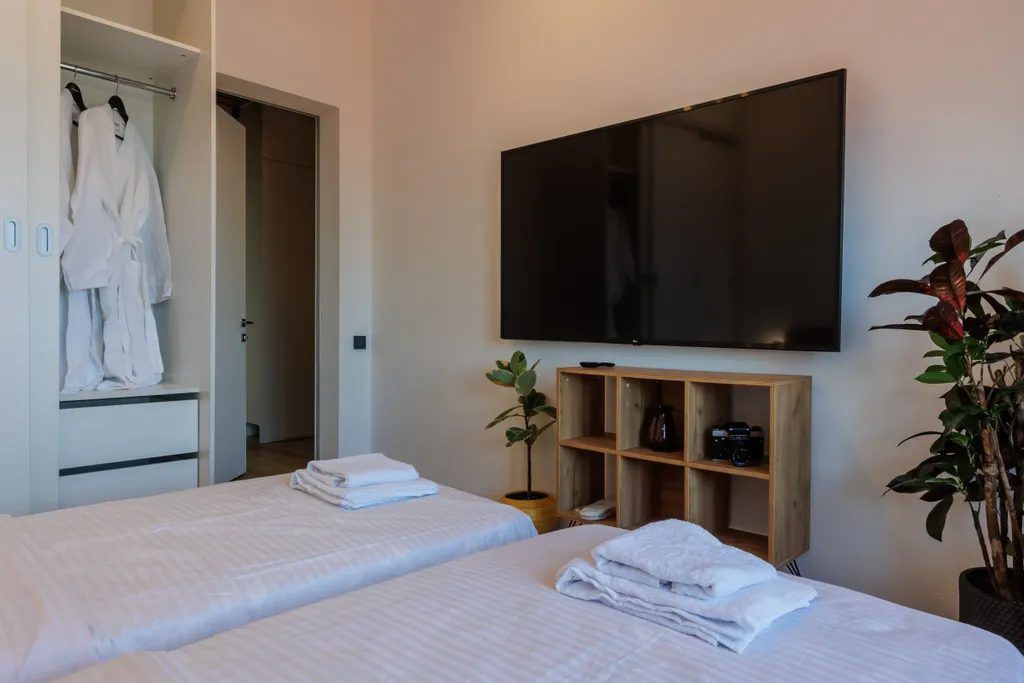 Апартаменты с видом на море и горы