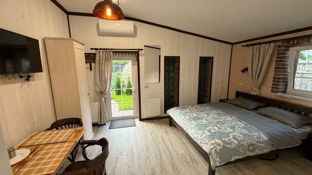 Апартаменты с отдельным входом, рядом с центром