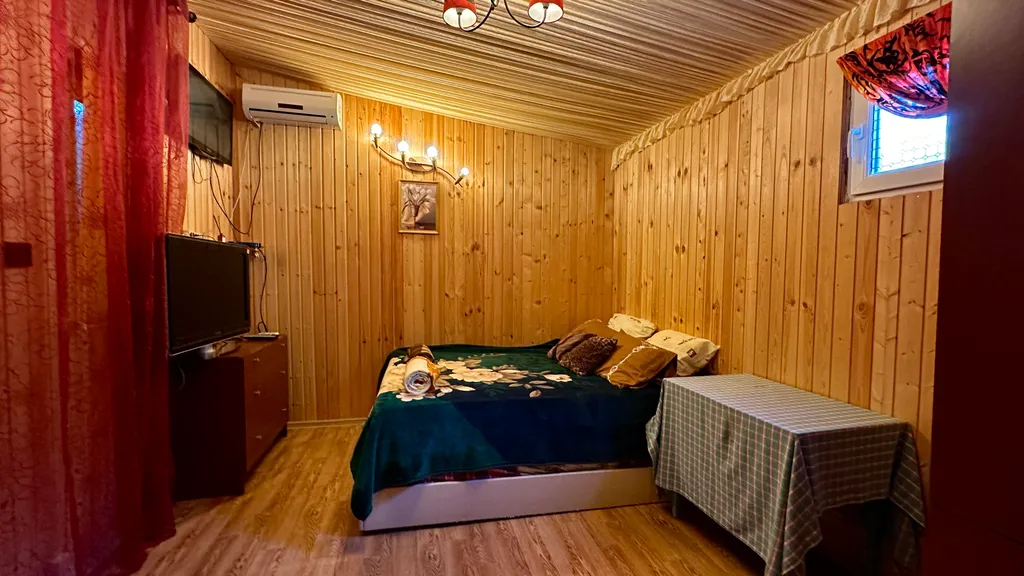 Большой семейный коттедж в Бетте