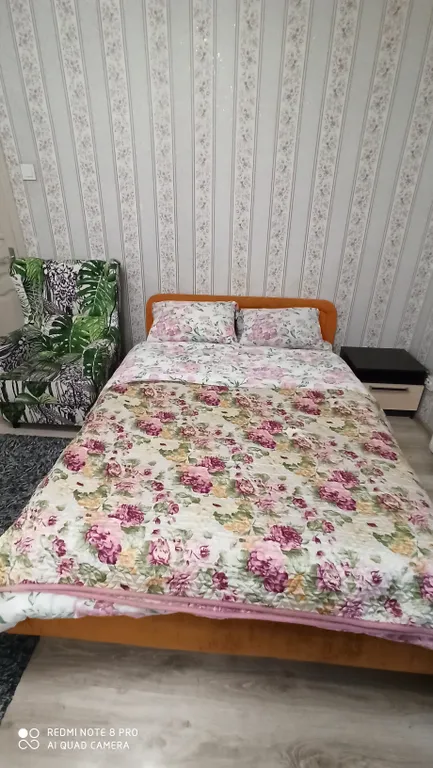 Квартира 3-комнатная квартира с гостиной видом на церковь и парк — Калининград