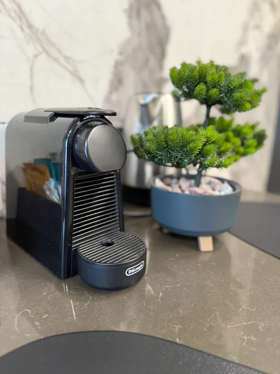 Дизайнерская студия на берегу моря