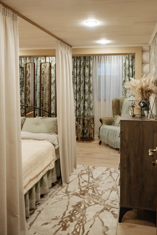 Уютный дом на берегу реки