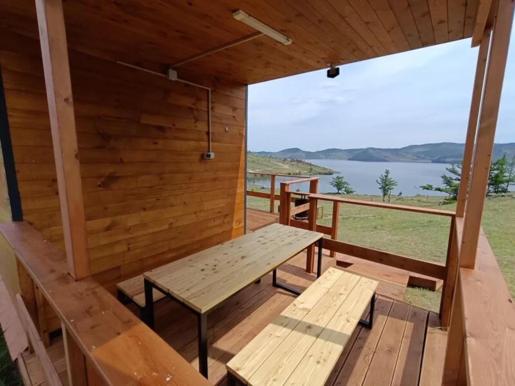 Домик с панорамным видом