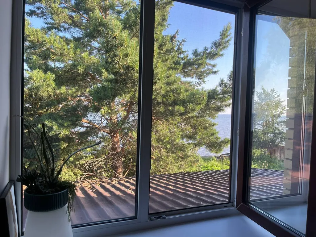 Дом на берегу Камского моря