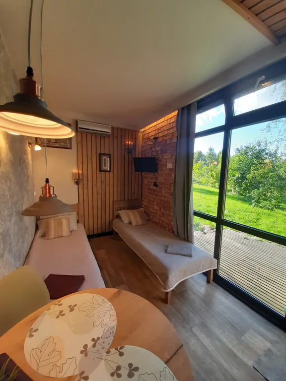 Теплый домик - студия у реки