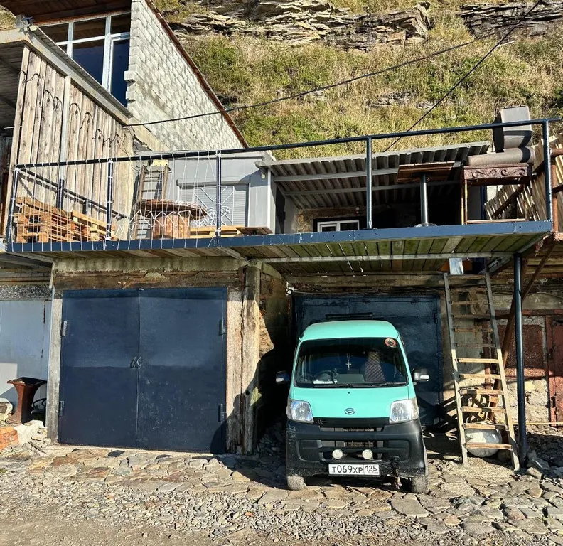 Дом с баней на дровах у моря на первой линии