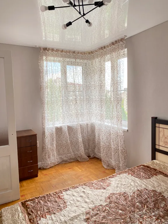 Уютная просторная трёхкомнатная квартира в спальном районе города