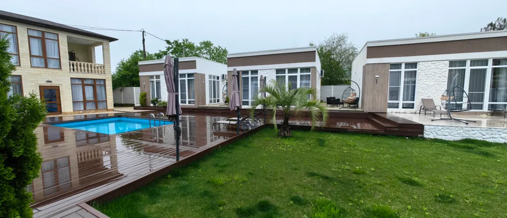 Шикарный коттедж с подогреваемым бассейном, сауной и зоной барбекю