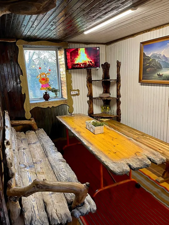 Уютный деревенский домик с русской баней возле берега озера