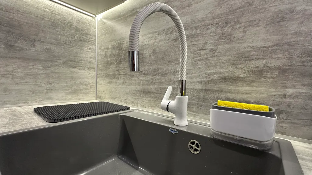 Жёлтая квартира Беличенко 92к4