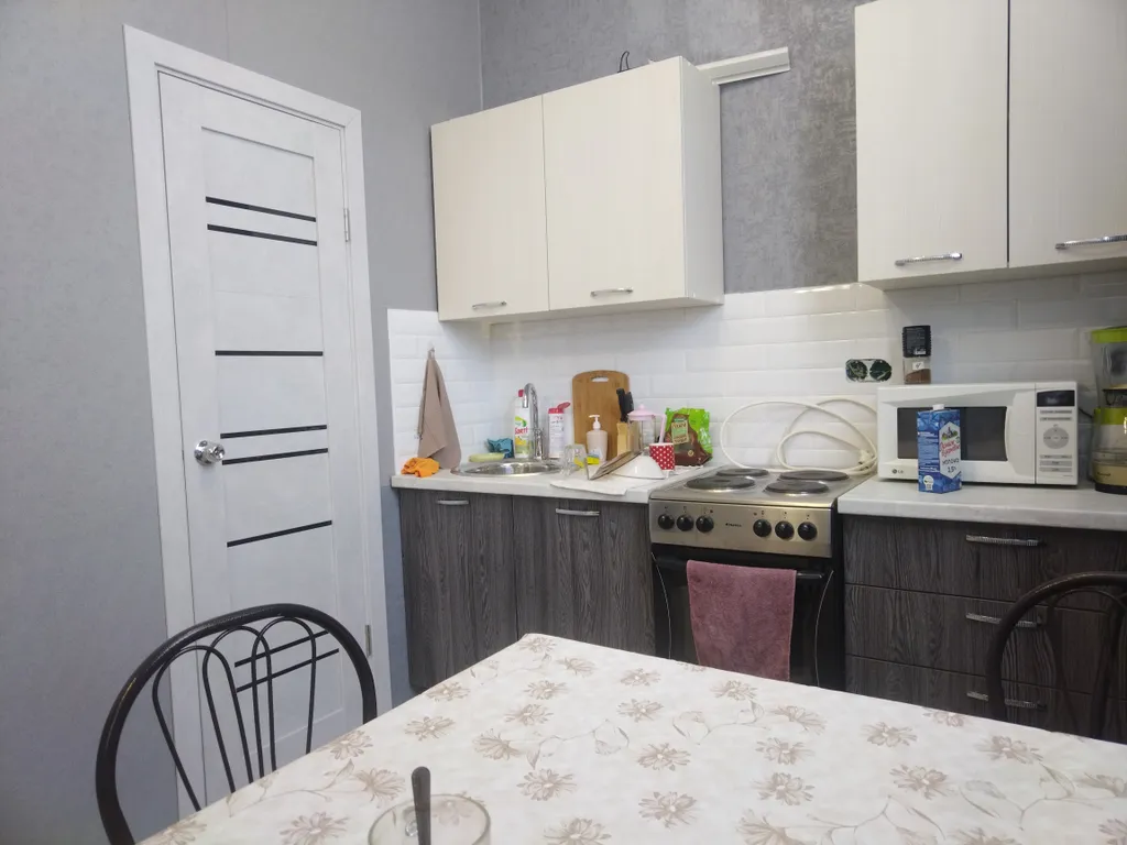 Однакомнатная квартира с новым ремонтом на Горгазе