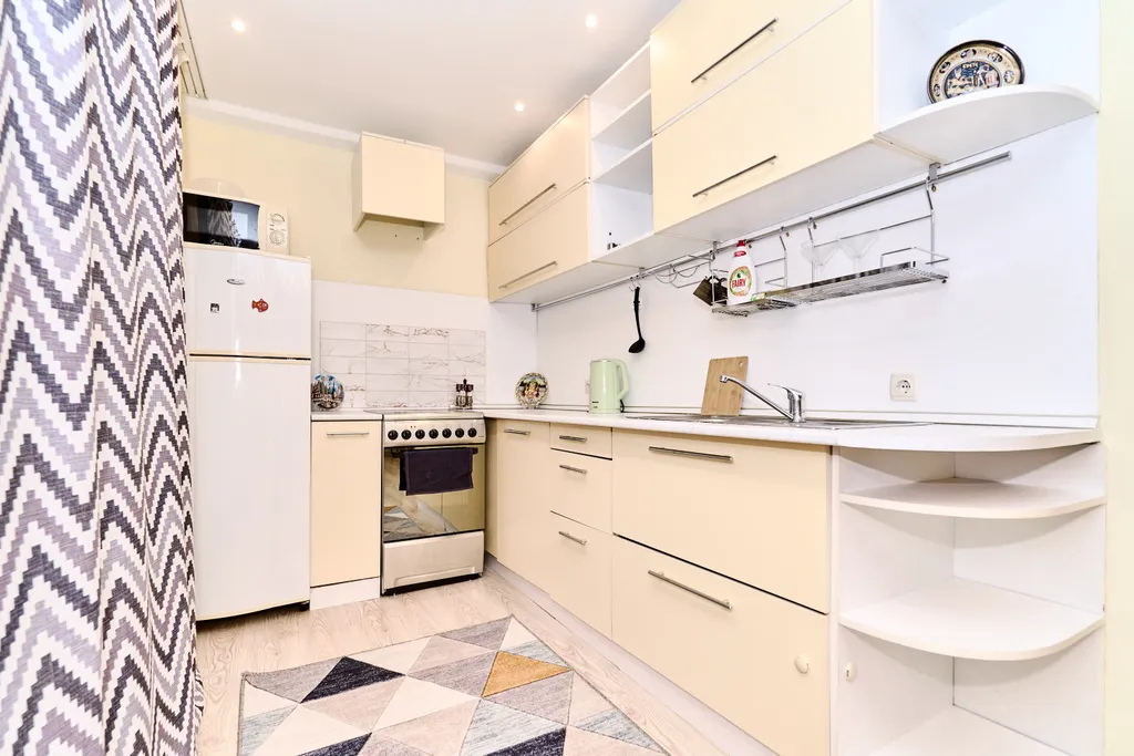 Светлая двухкомнатная квартира с тремя отдельными спальными местами