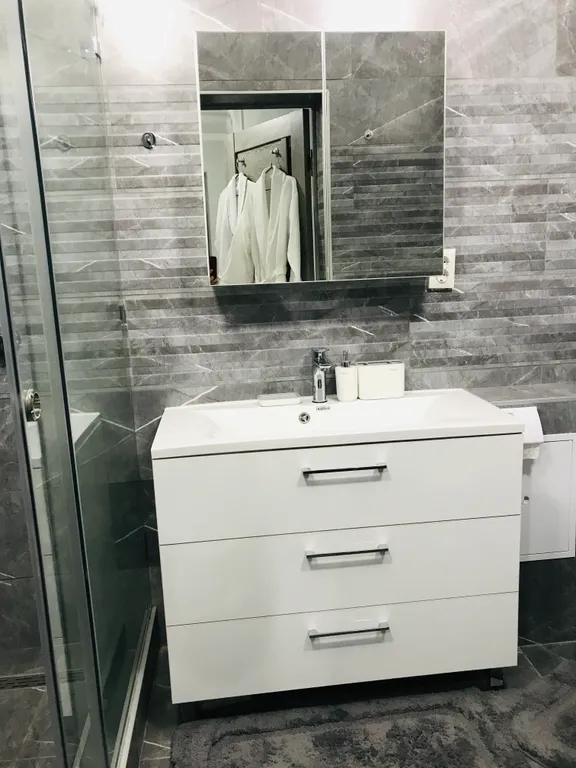 Новый Апартамент рядом с ЦУМом и ГУМом