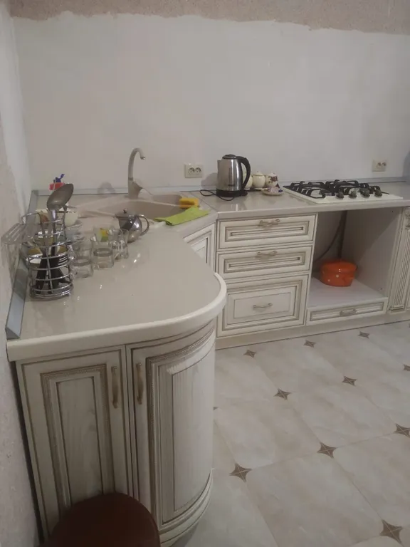 Хорошая квартира с новым ремонтом