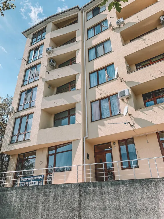 Уютная квартира в 200м от моря в большой Ялте с  видом на море и горы