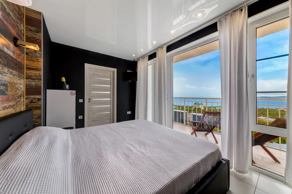 Квартира Aпaртаменты панорама & геленджик i family royal suite 2+2+2 гостя — Геленджик