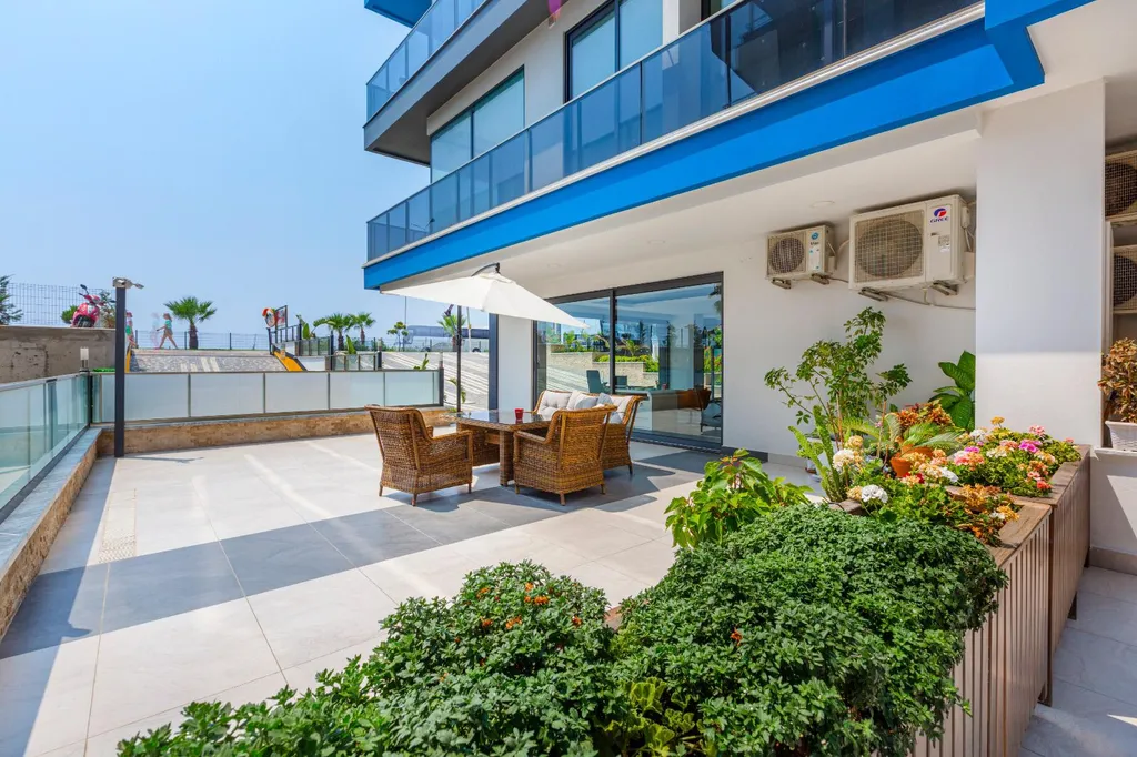 Квартира на первой линии с собственным пляжем