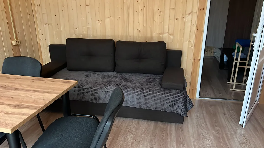 Уютный гостевой домик с бассейном, баней и чаном рассвет в горах