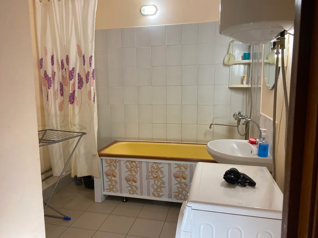 Большая квартира в самом центре города на площади