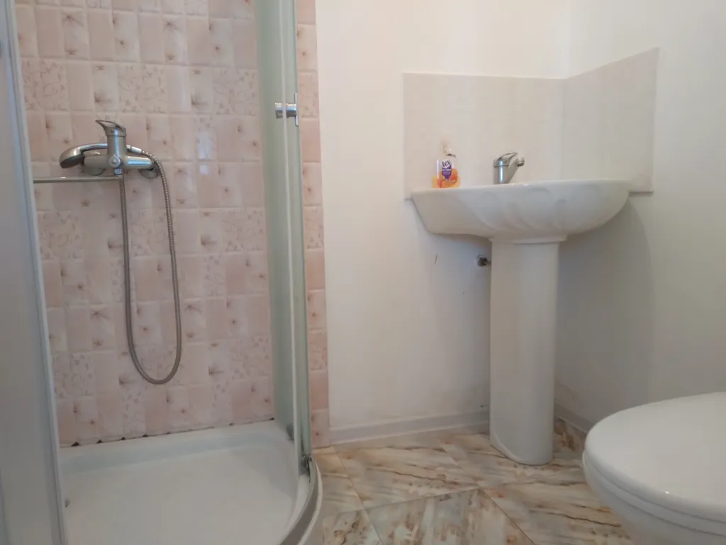 Коттедж Уютный дом в центре города Сухум с видом на город, море и горы — Сухум