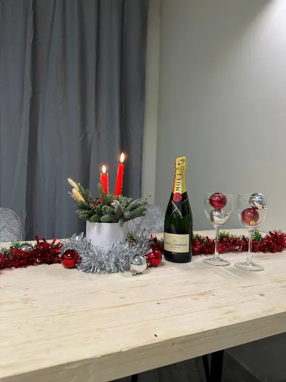 Коттедж праздник