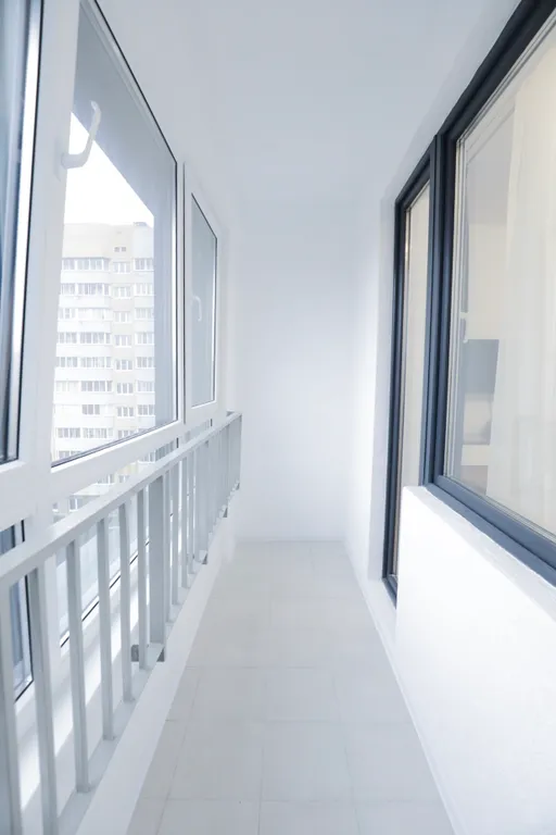 Современная студия в новостройке Маркса 89